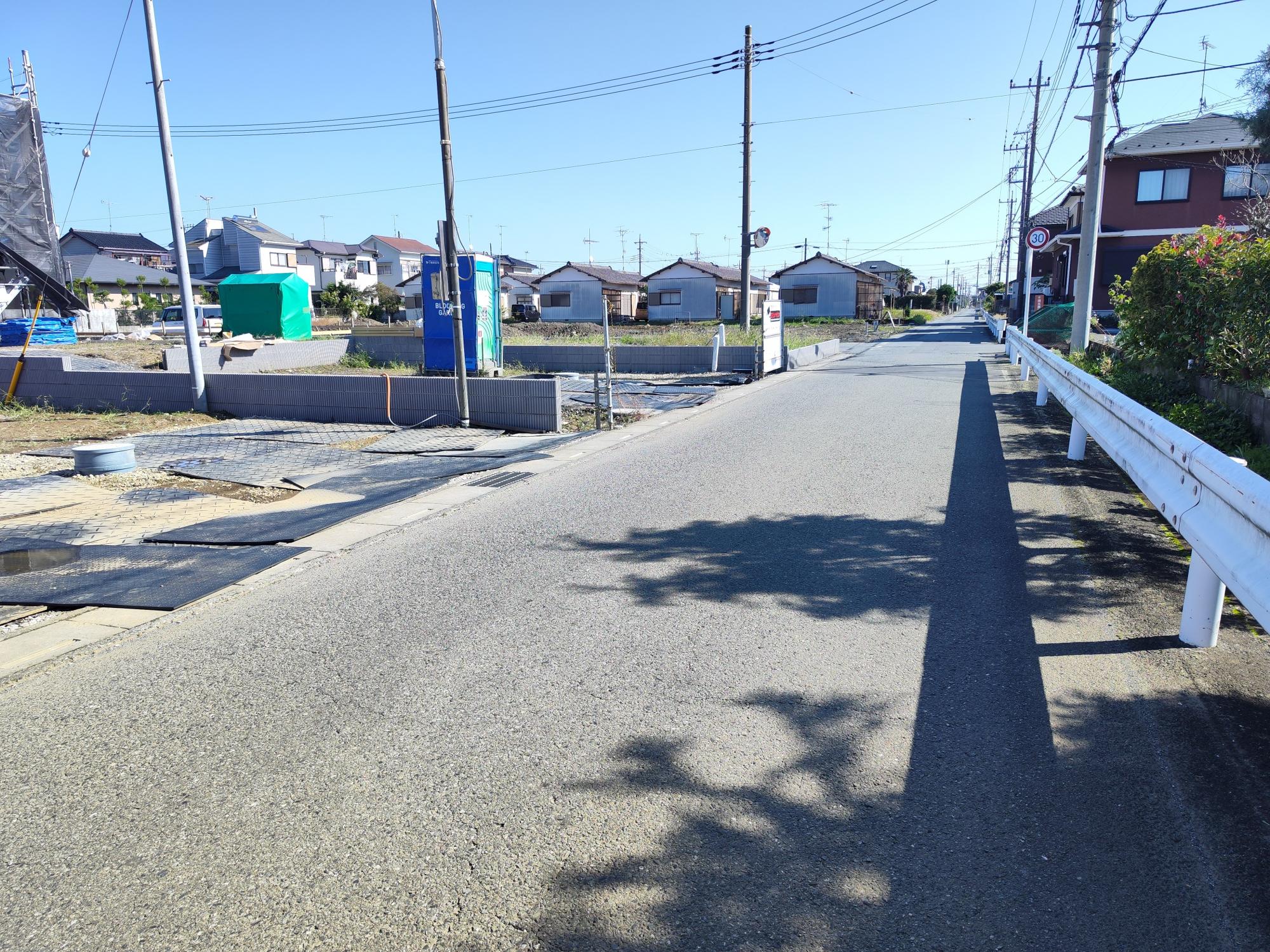 前面道路　南4.7m公道