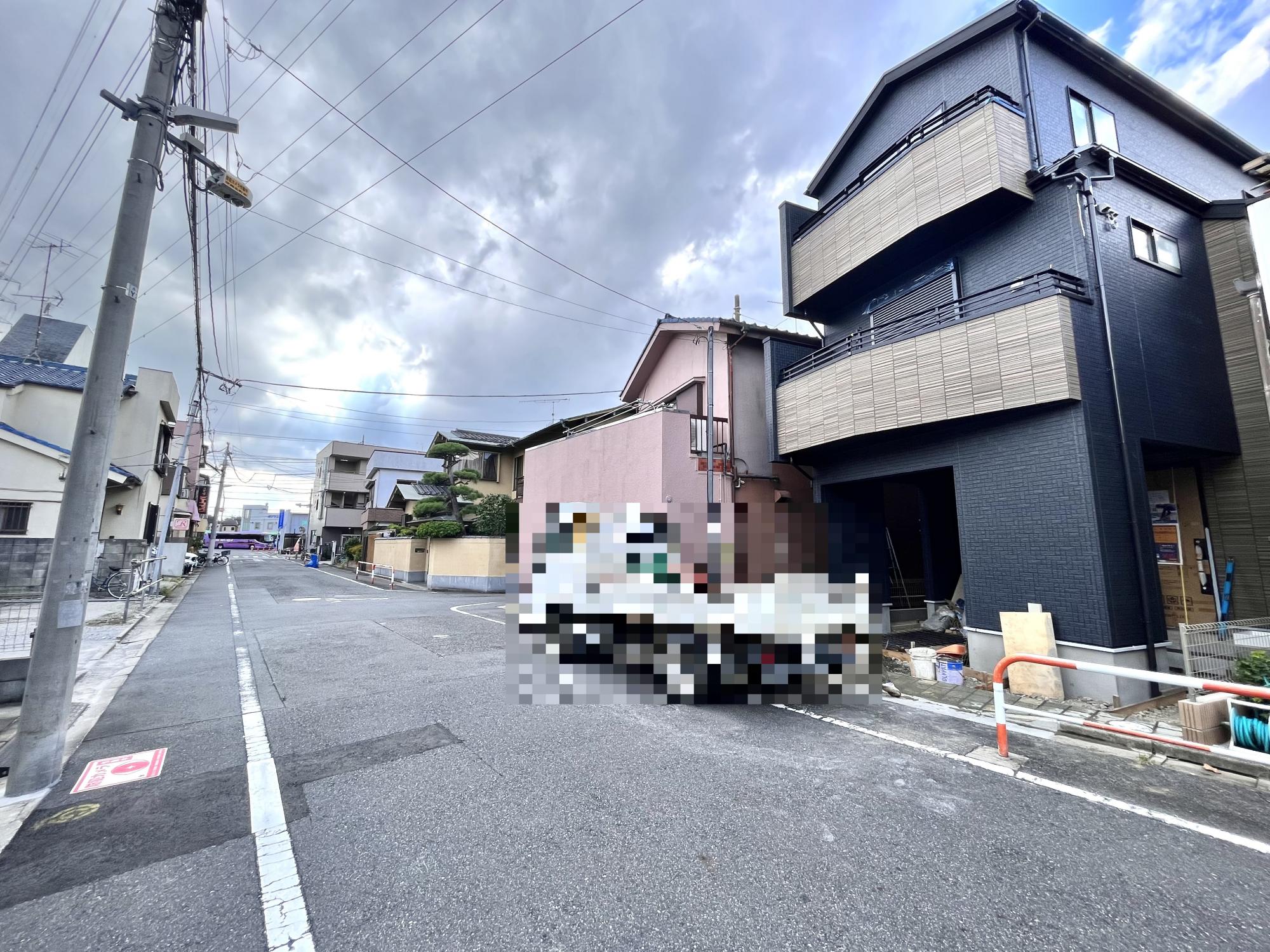 現地前面道路写真(2024.9撮影)