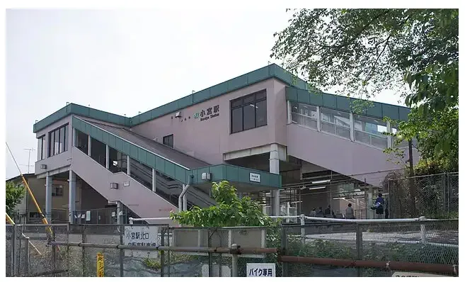 JR八高線 小宮駅