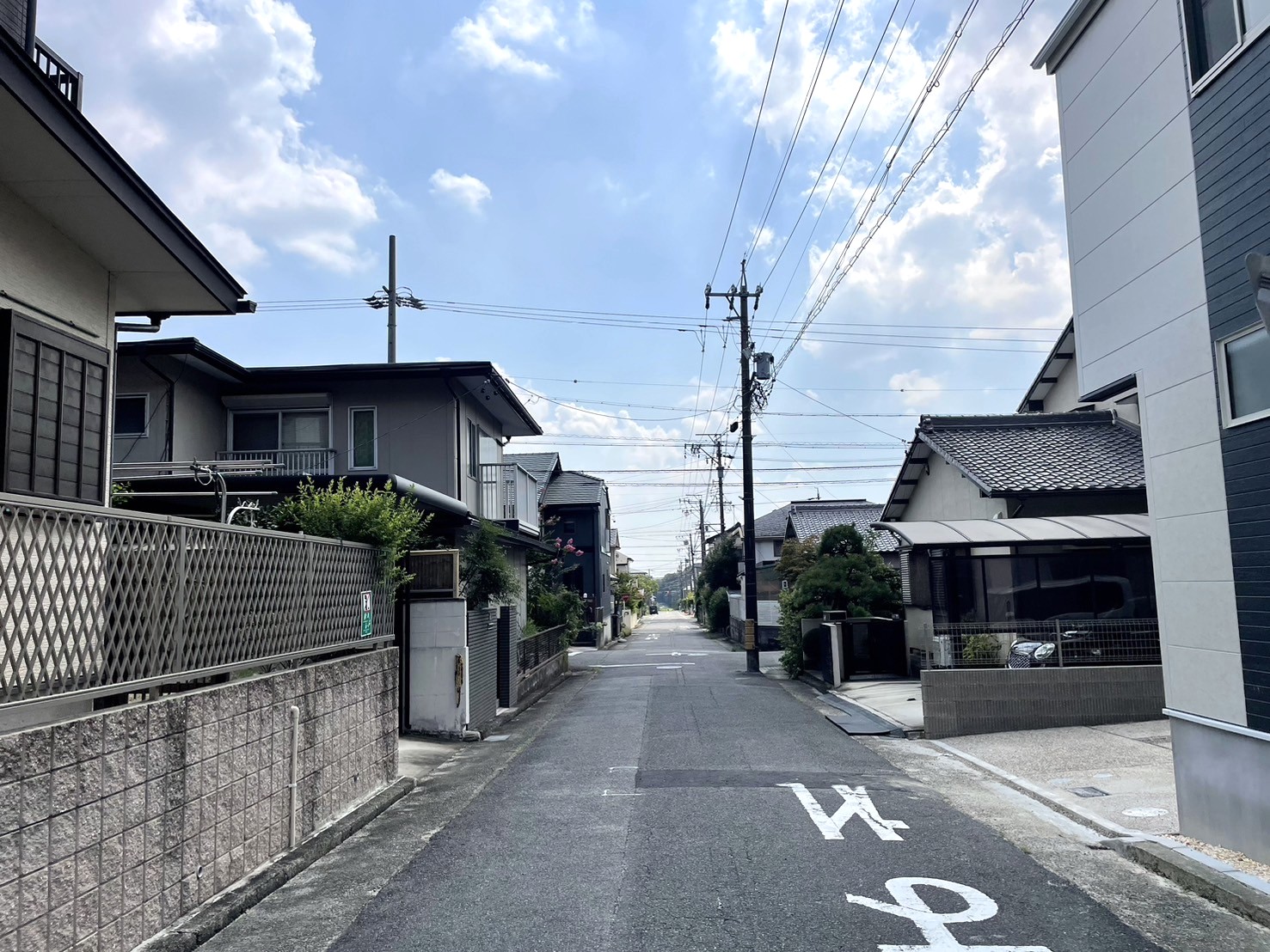 前面道路(②号棟側)