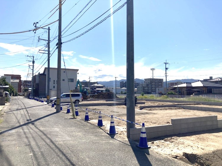 前面道路含む現地写真