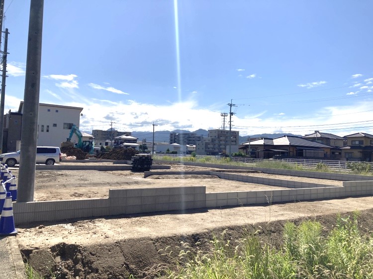 前面道路含む現地写真