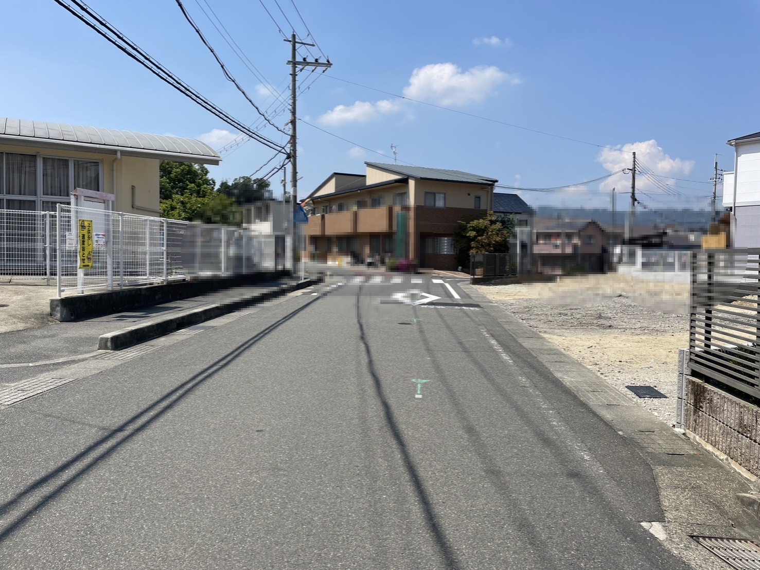 【前面道路】南6.0m公道42条1項1号道路、西6.0m公道42条1項1号道路