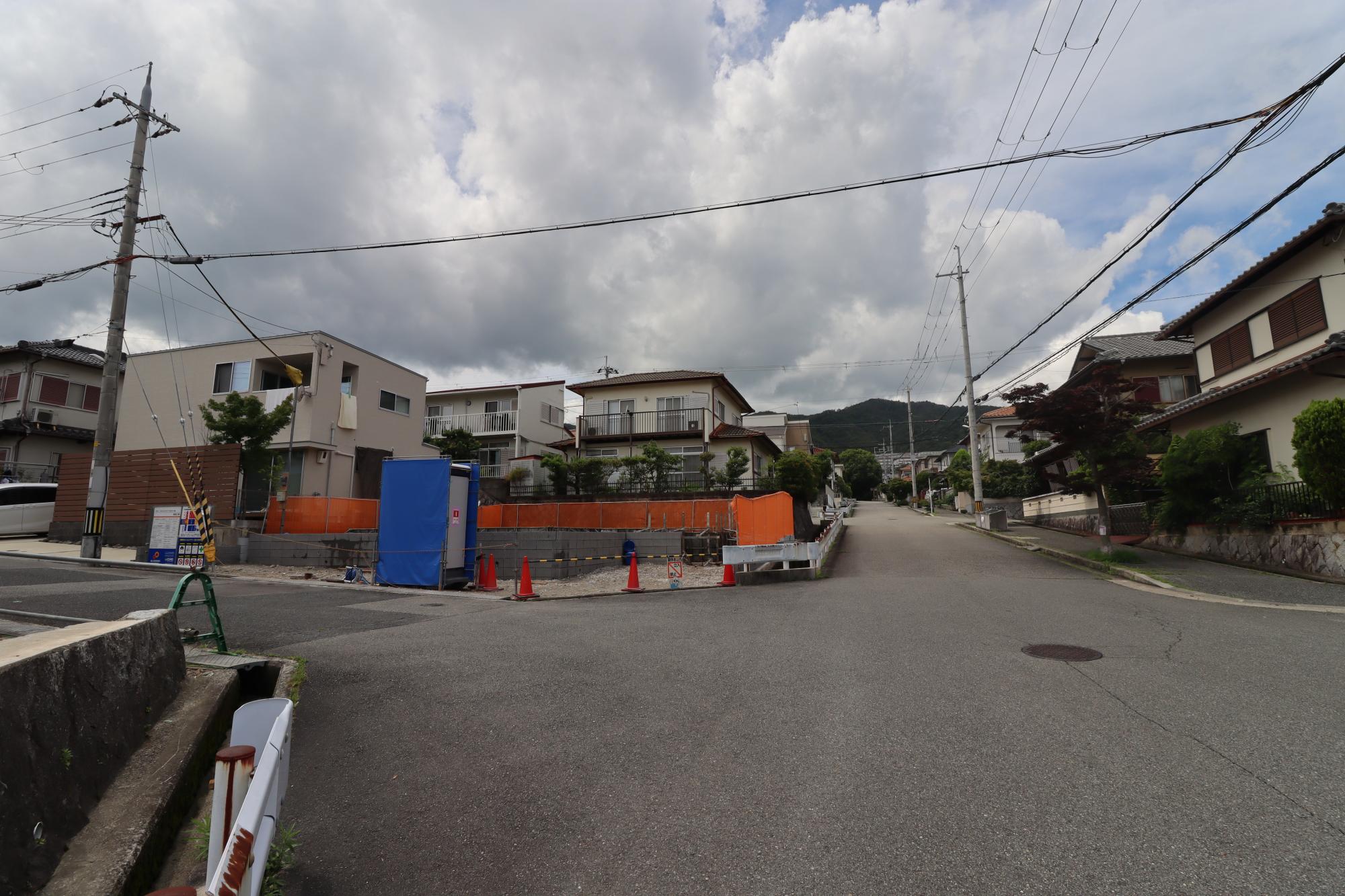 前面道路含む現地写真