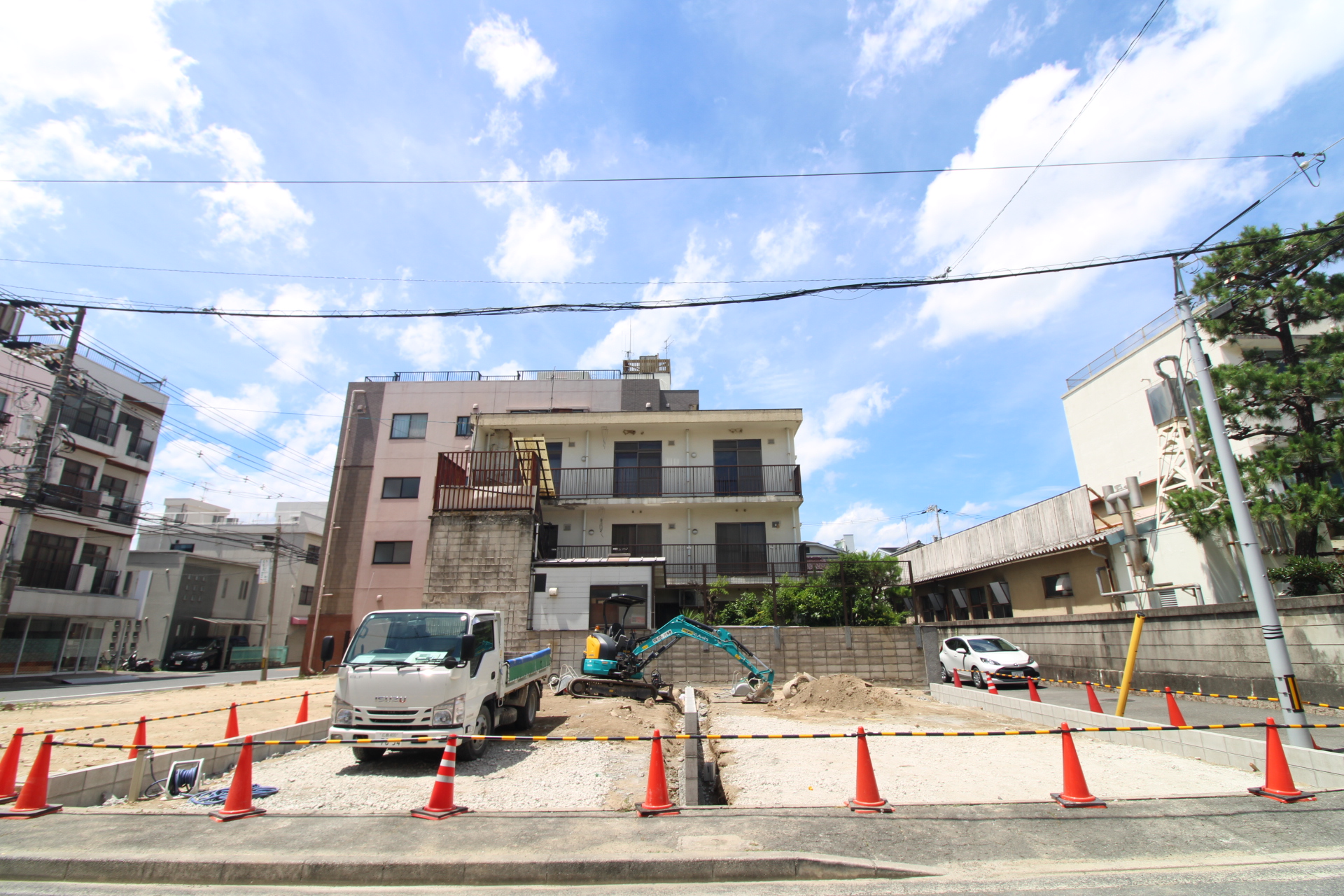 前面道路から見た宅地