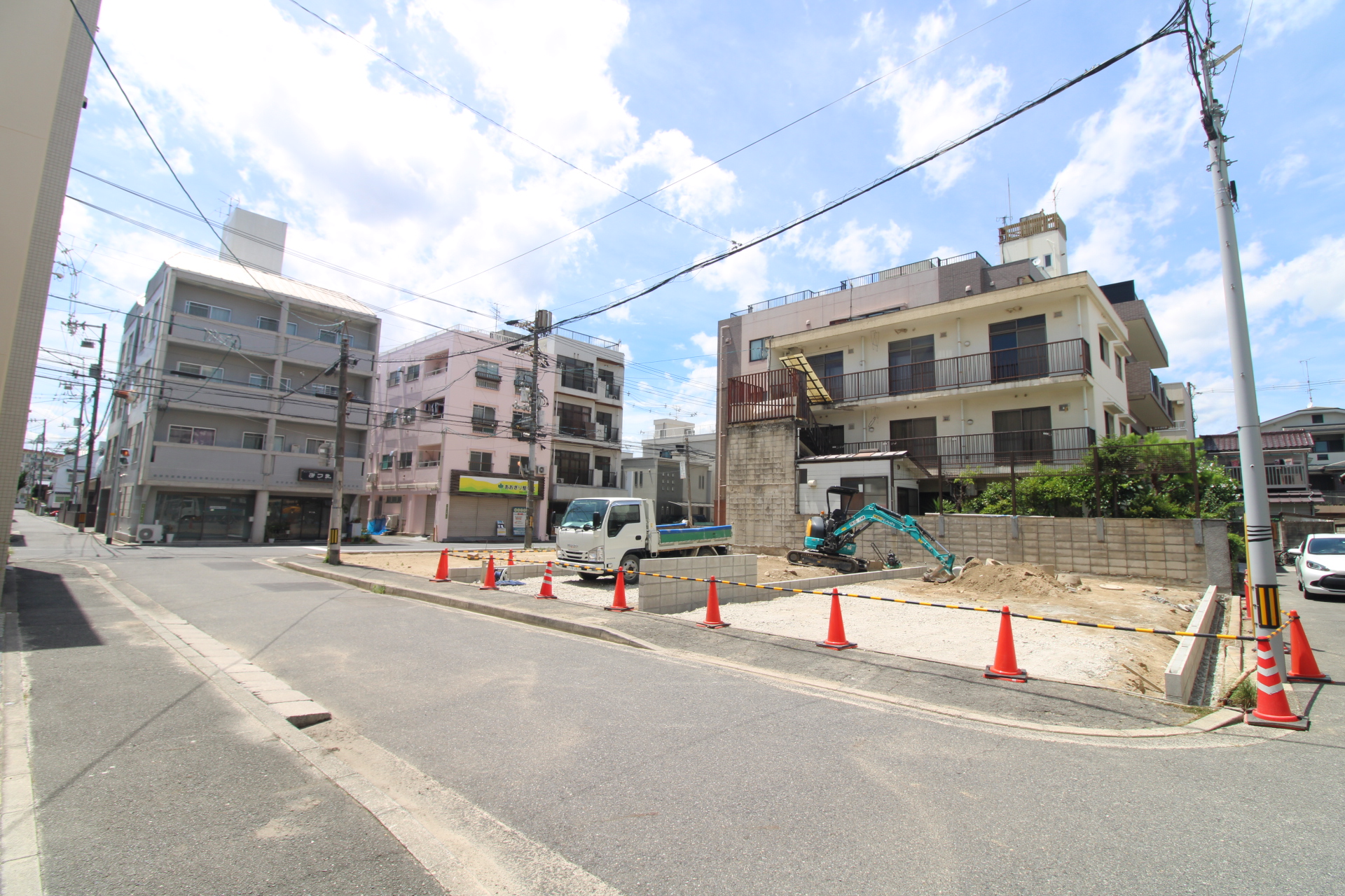 前面道路から見た宅地