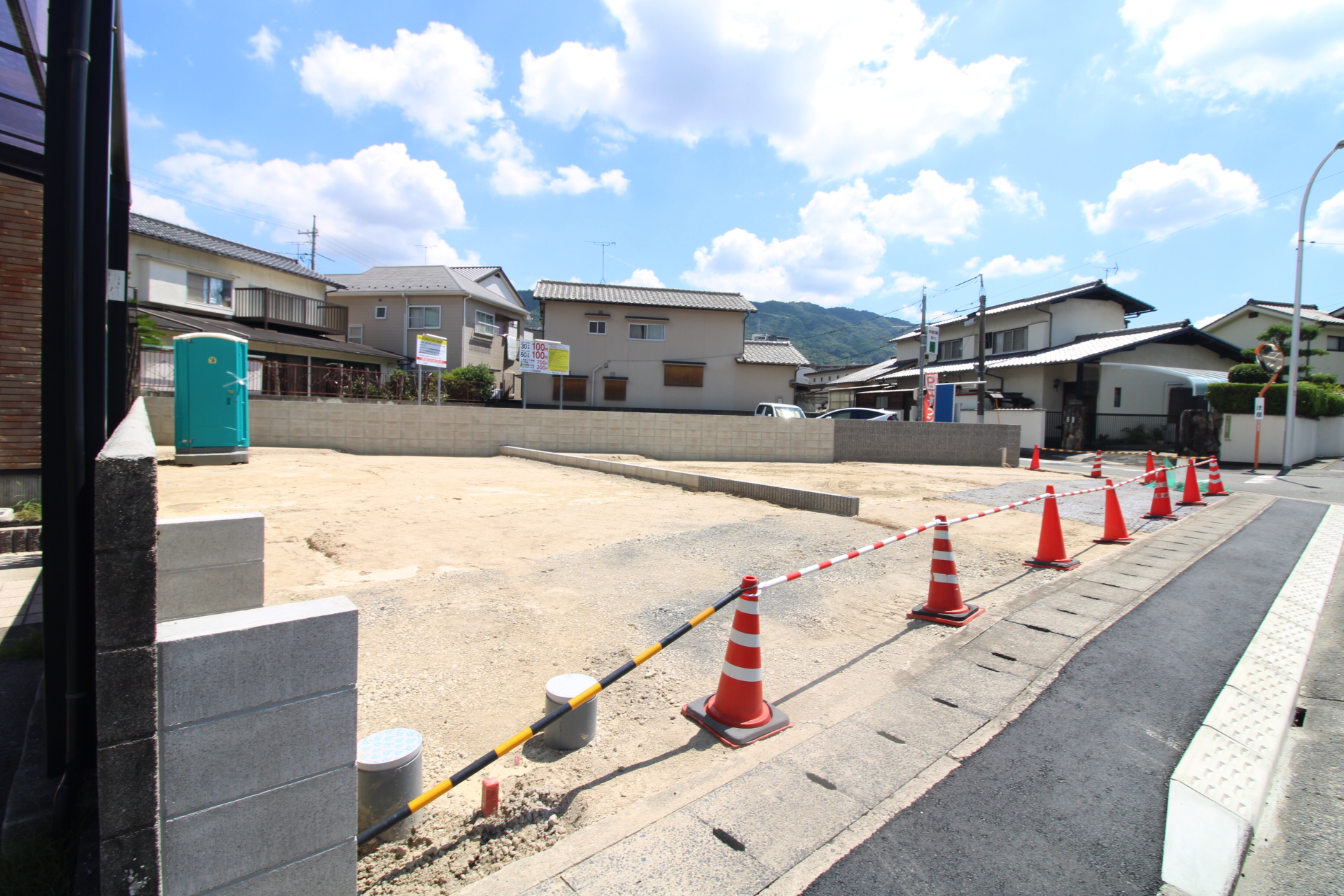 前面道路から見た宅地