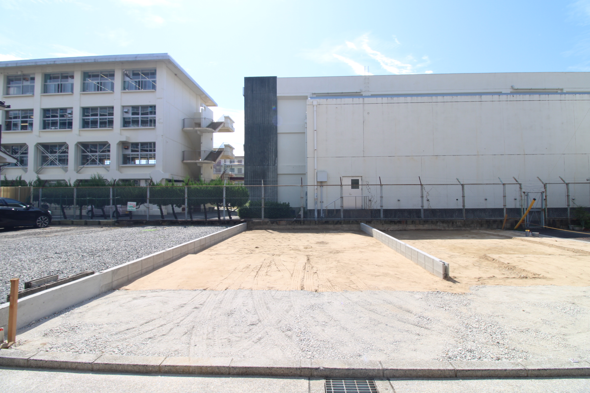 前面道路から見た宅地