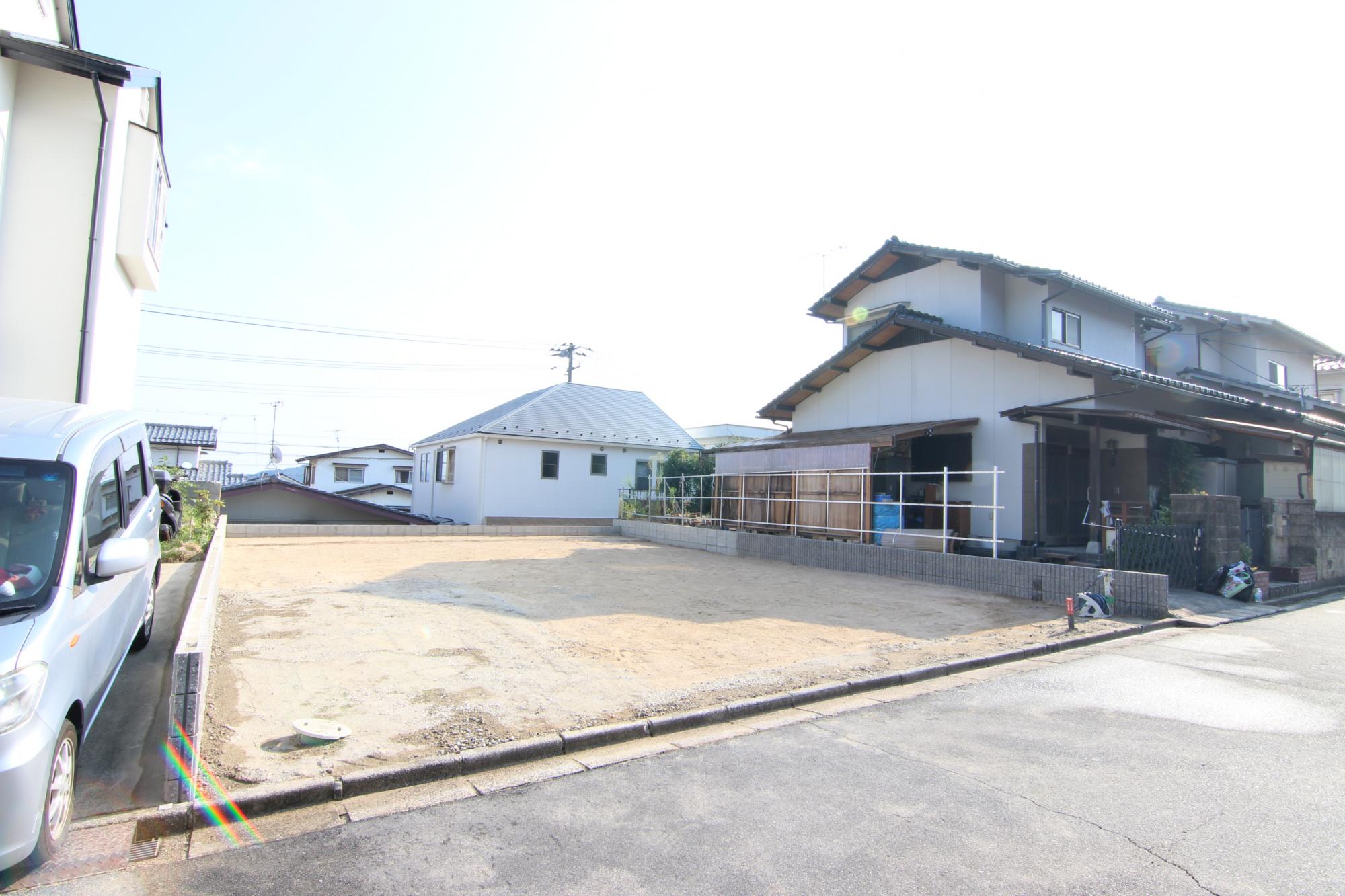 前面道路から見た宅地