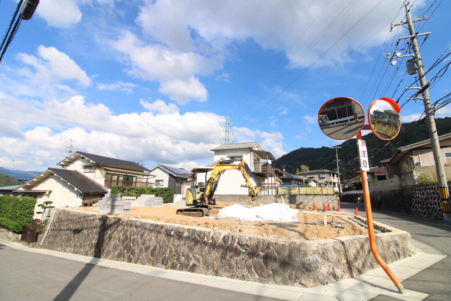 前面道路から見た宅地