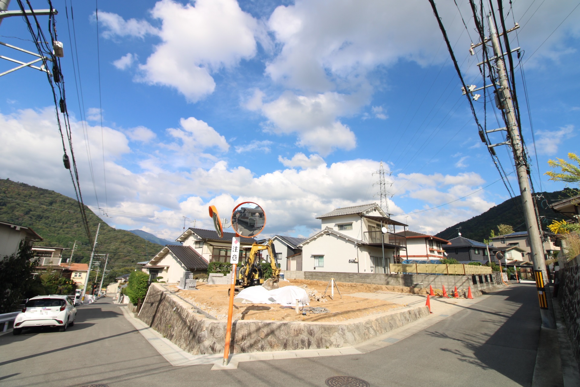 前面道路から見た宅地