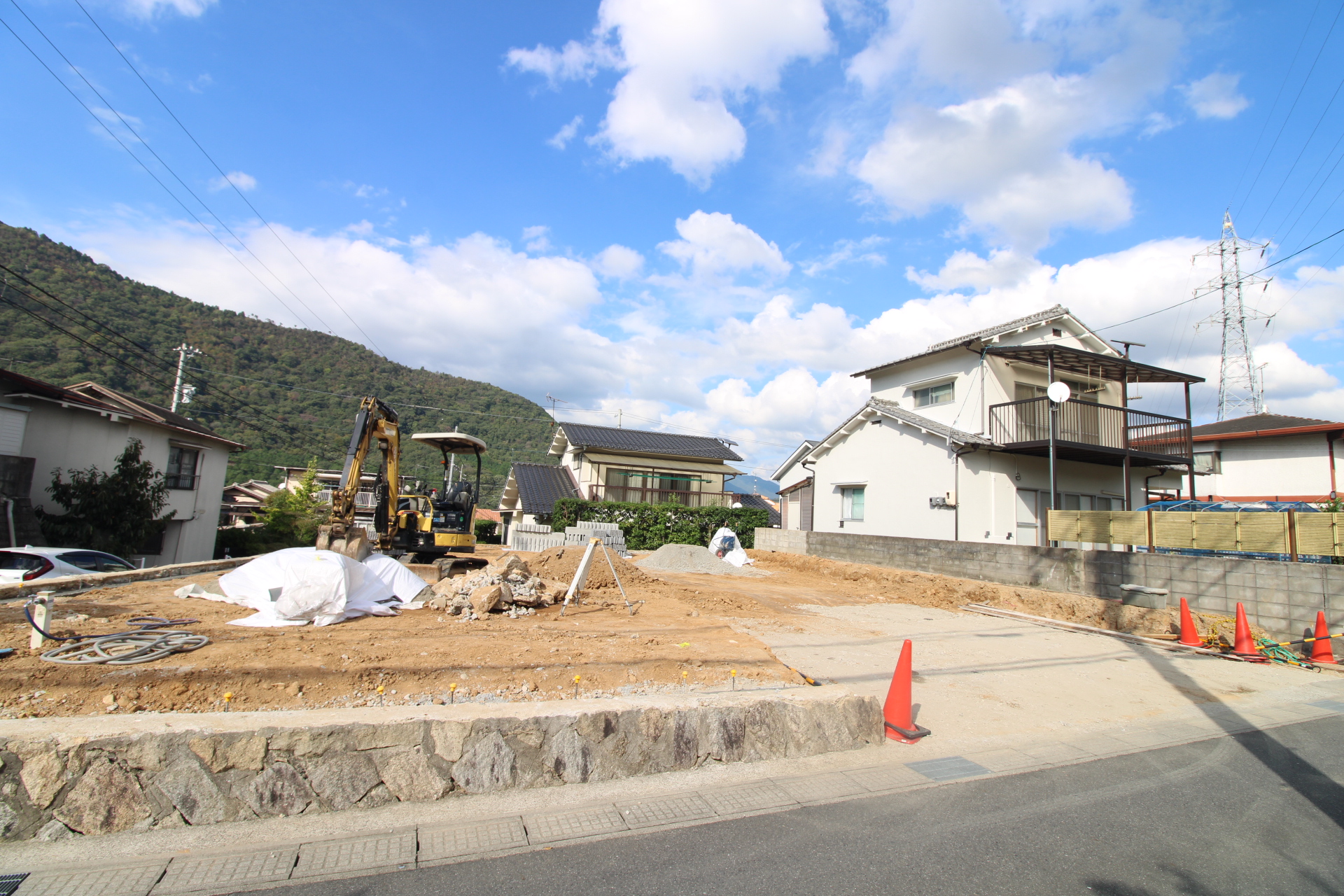 前面道路から見た宅地