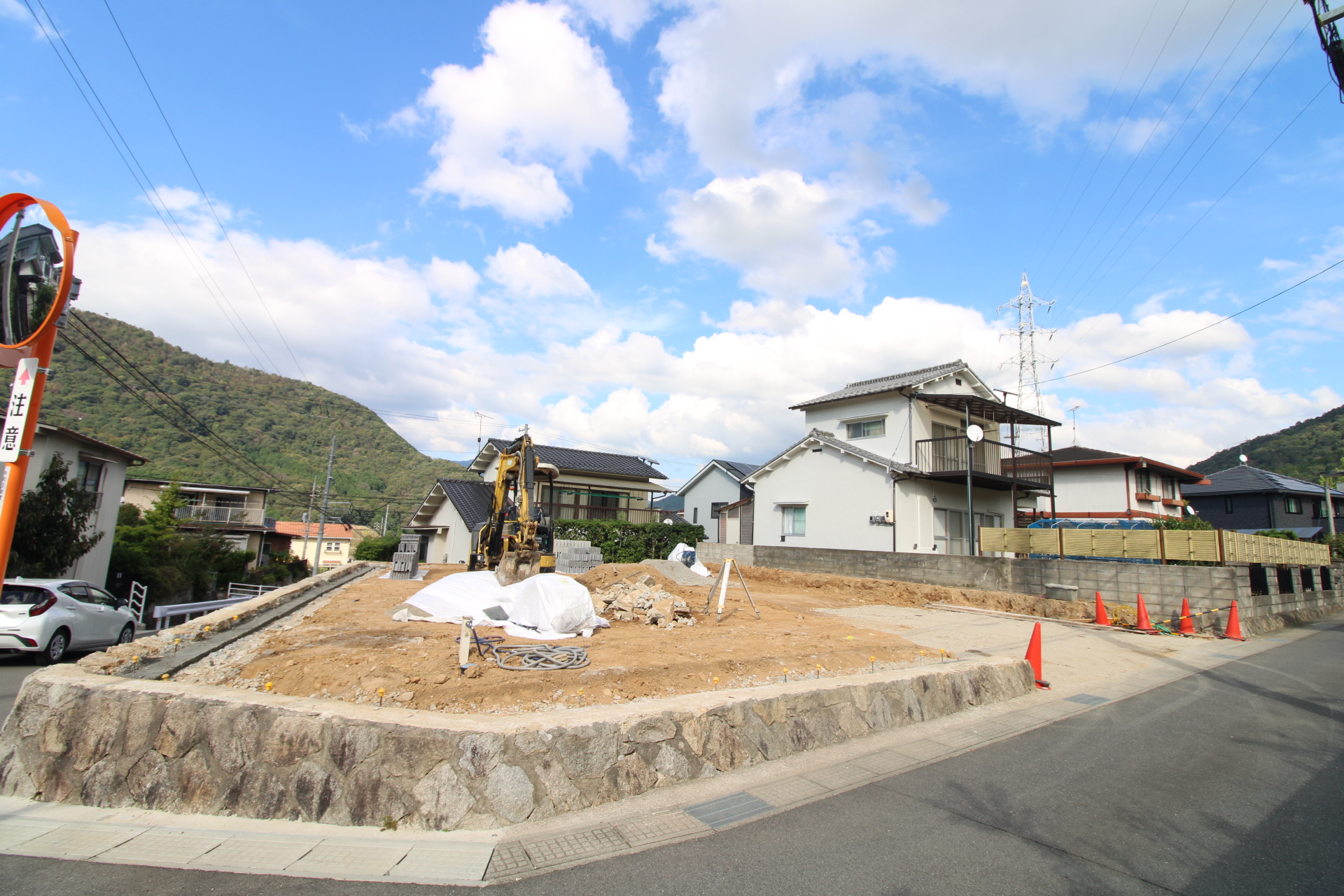 前面道路から見た宅地