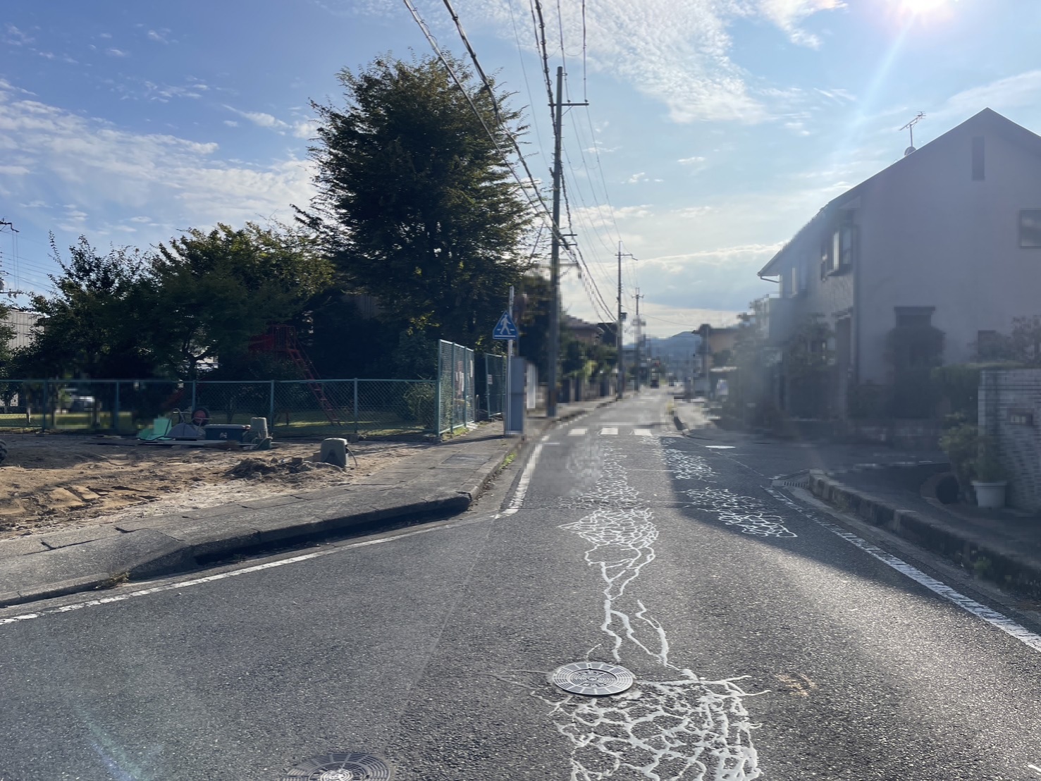 【前面道路】北東6. 9m、北西7.4m公道42条1項1号道路