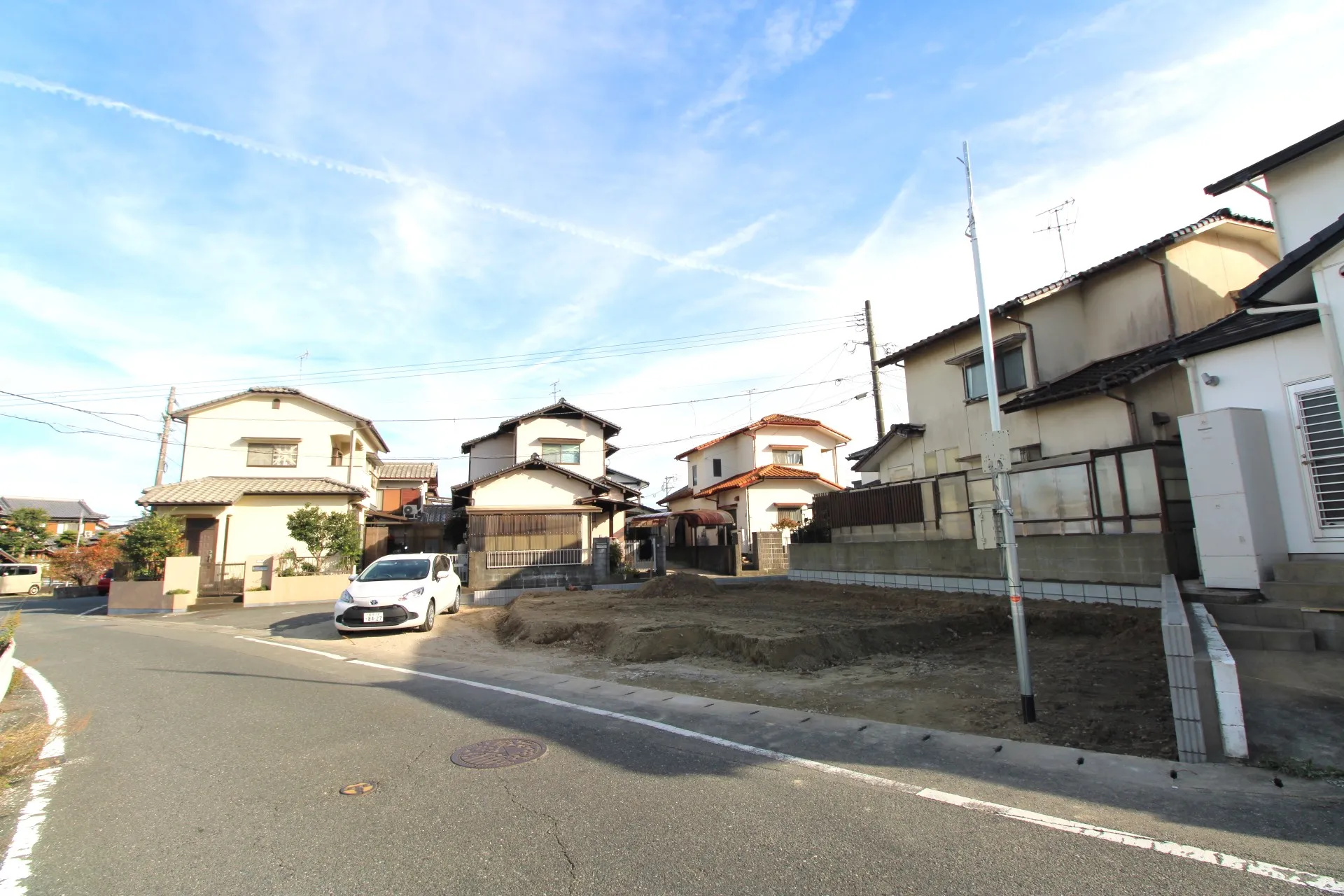 前面道路含む現地写真　11月撮影