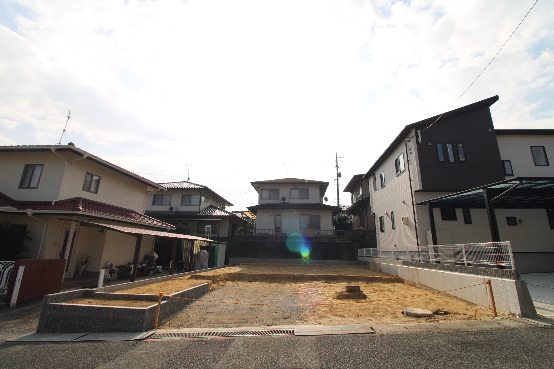 前面道路から見た宅地