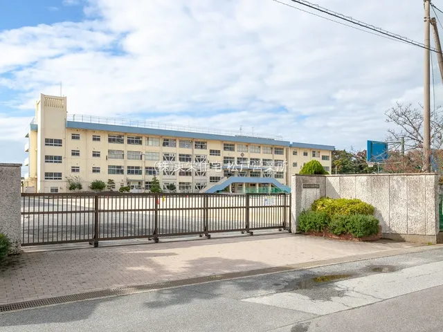 市川市立下貝塚中学校