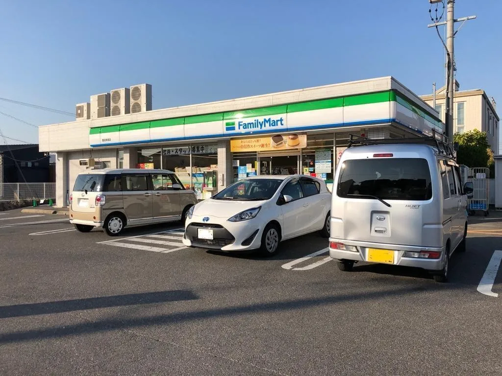 ファミリーマート 豊田美里店