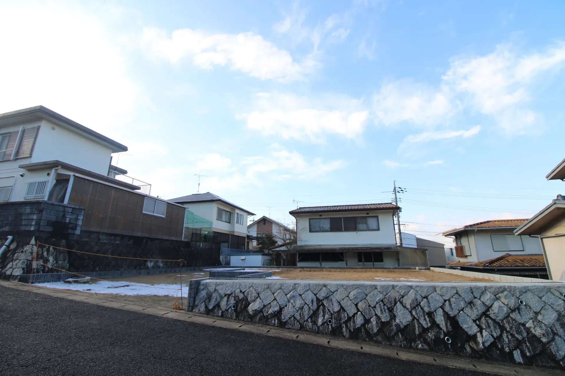 前面道路から見た宅地