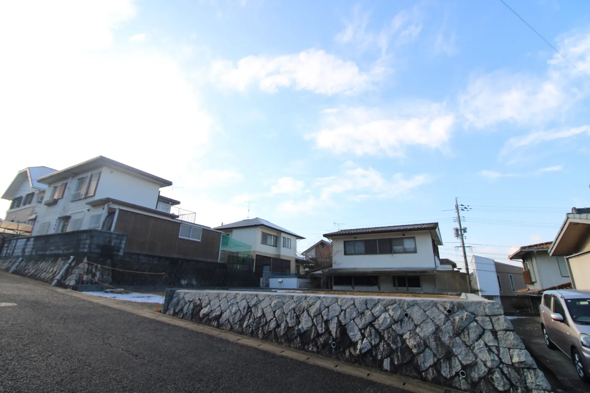 前面道路から見た宅地